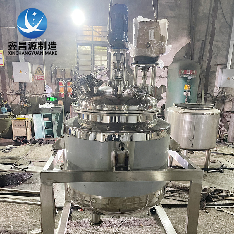 1691041162115157.jpg 300L不銹鋼反應(yīng)釜-1.jpg